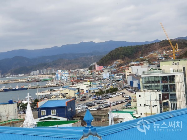 등기산에서 바라본 후포항 풍경