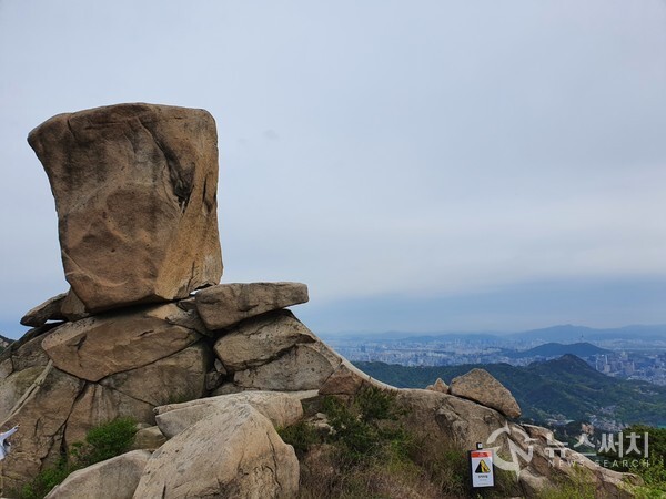 북한산 사모바위