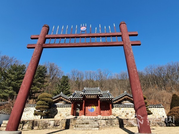 의정부시 장암동 노강서원