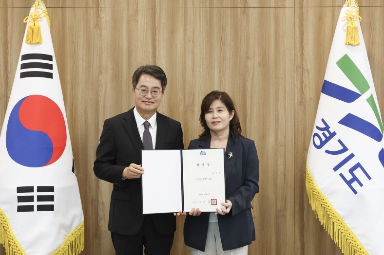 경기도, 초대 경기도서관장에 윤명희 ...