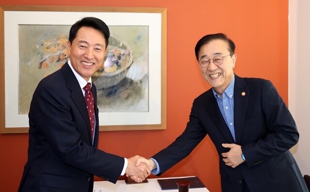오세훈 서울특별시장, 김윤덕 국토부 ...