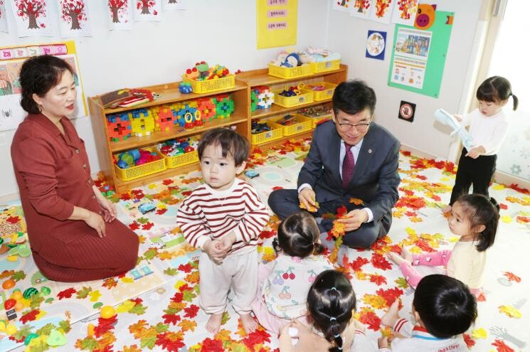윤건영 충청북도교육감, 가정어린이집 ...