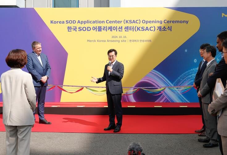 지구 5바퀴 비행하며 100조+ 투자...