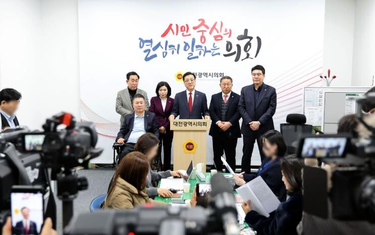 대전시의회 조원휘 의장 “흔들림 속 ...