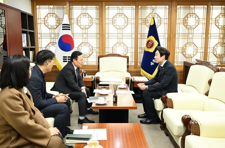 세종시의회 임채성 의장, 국민연금공단...