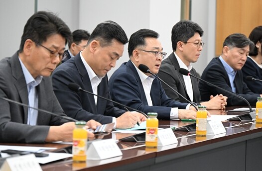 김성보 서울특별시 권한대행, 첫 간부...