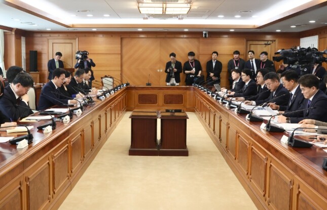 김민석 국무총리 주재, 